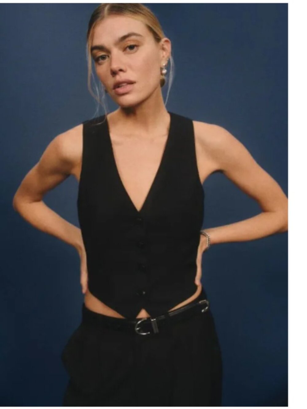 Reformation Devin Twill Vest Black Size 6 100% Tencel Lyocell Made in USA V-Neck